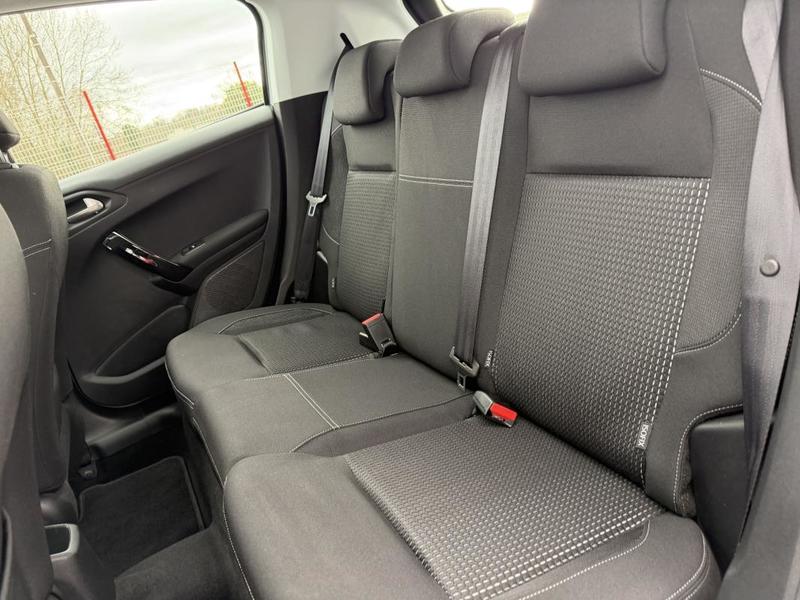 Peugeot 208 1.2 PureTech 82ch Bvm5 Allure