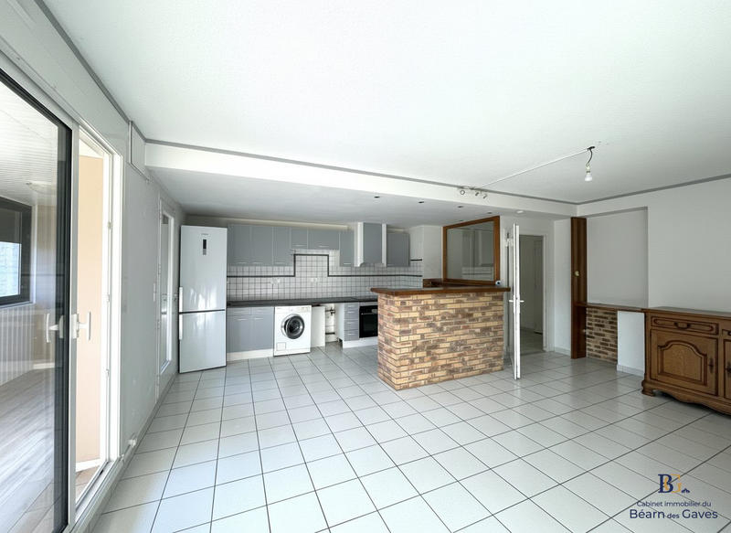 Appartement - 67 m² - 3 pièces