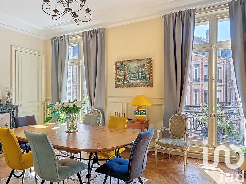 Appartement - 207 m² - 7 pièces