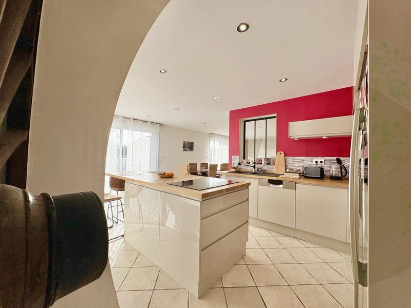 Maison ancienne - 197 m² - 6 pièces