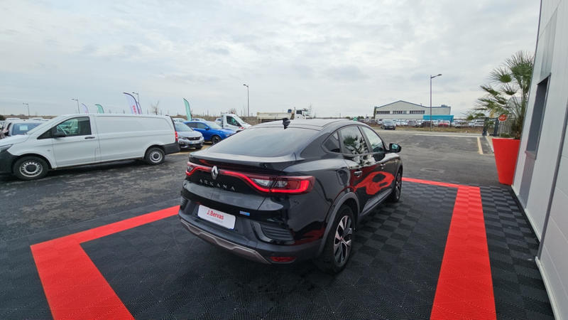 Renault Arkana E-Tech 145 Business