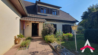 Maison - 196 m² - 7 pièces