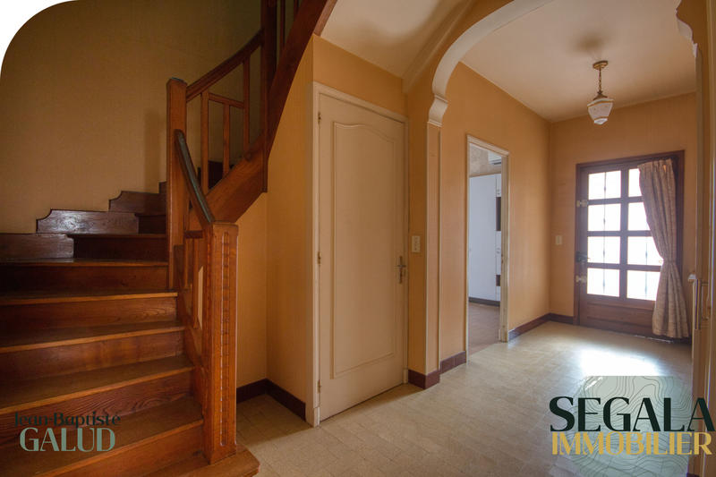 Maison - 136 m² - 6 pièces