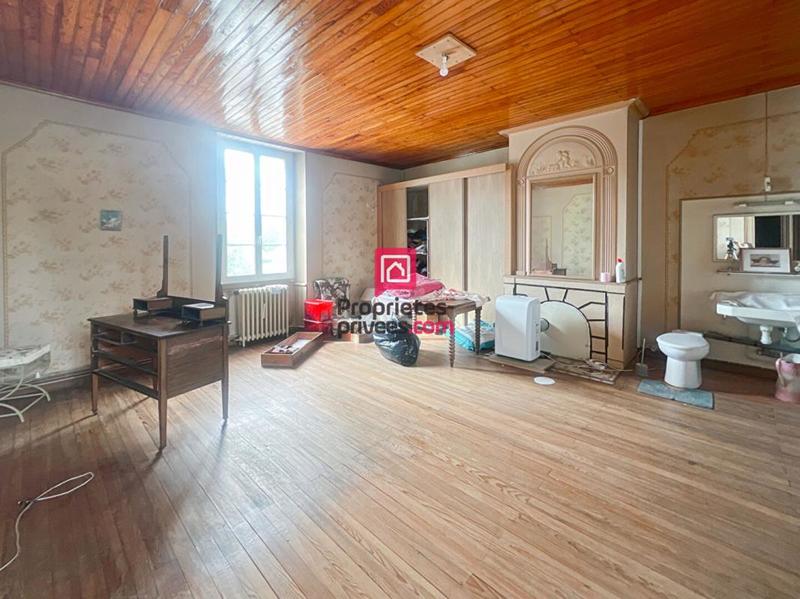 Maison - 266 m² - 8 pièces