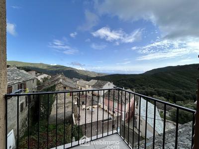 Appartement - 95 m² - 5 pièces