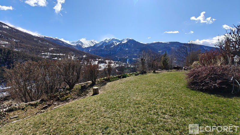 Maison - 215 m² - 6 pièces