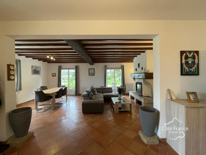 Villa - 187 m² - 7 pièces