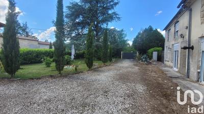 Maison - 220 m² - 8 pièces