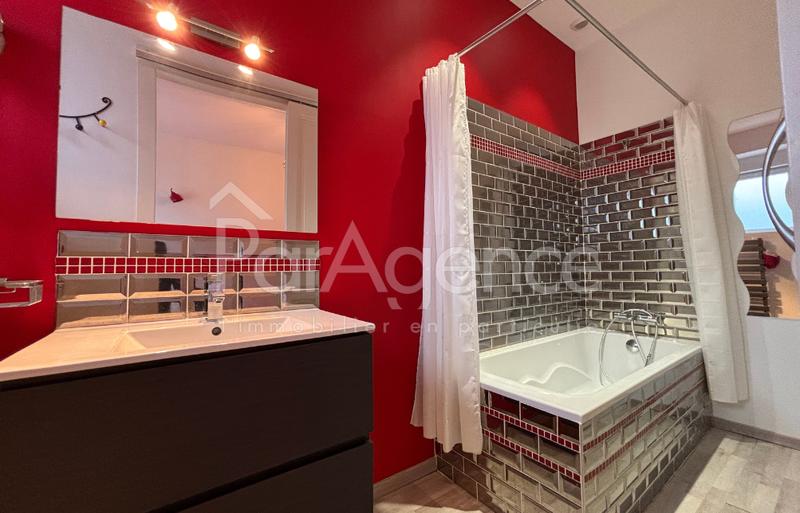 Appartement - 139 m² - 4 pièces