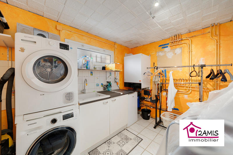 Maison - 162 m² - 8 pièces