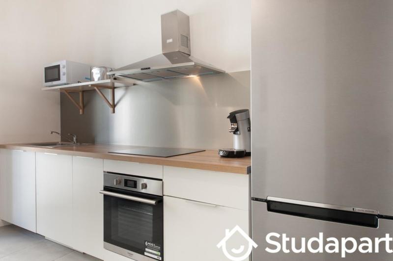 Chambre - 13 m² - 1 pièce