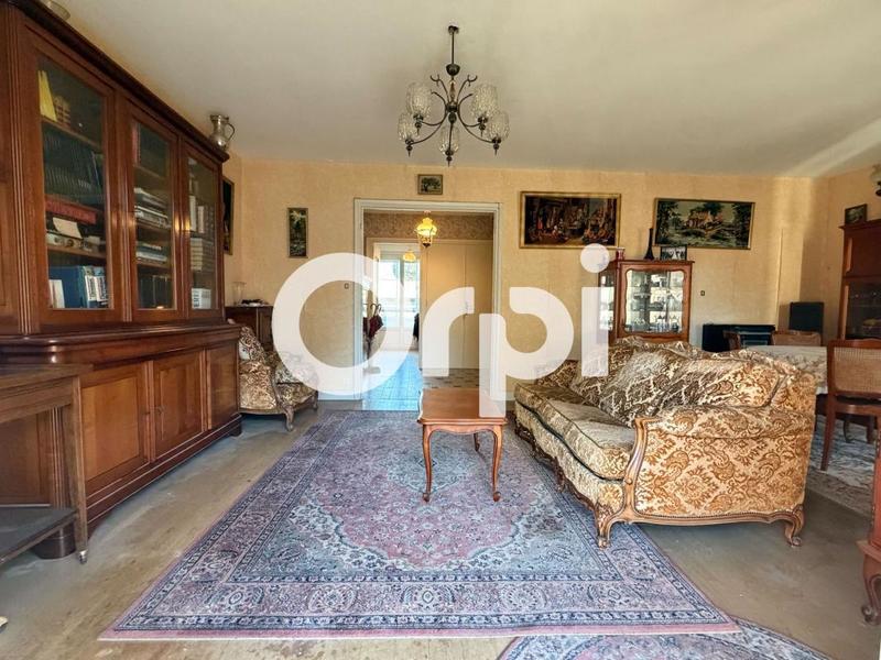 Appartement - 82 m² - 3 pièces