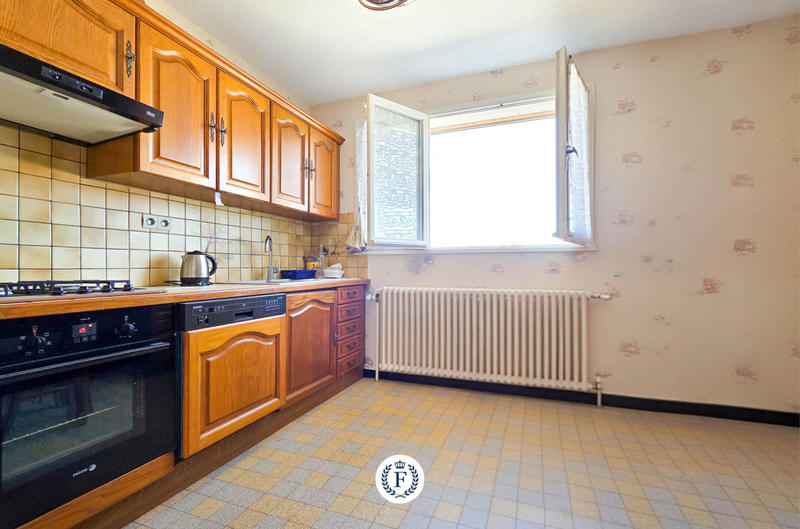 Maison - 110 m² - 4 pièces