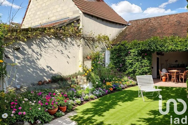 Maison - 213 m² - 8 pièces