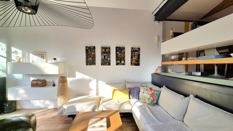 Maison - 180 m² - 7 pièces