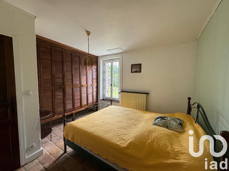 Maison - 234 m² - 8 pièces