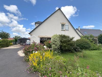 Maison traditionnelle - 200 m² - 6 pièces