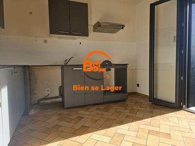 Appartement - 85 m² - 5 pièces