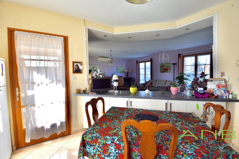 Maison - 120 m² - 6 pièces