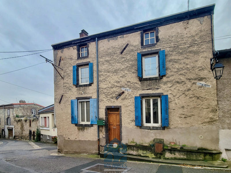 Maison de village - 203 m² - 7 pièces