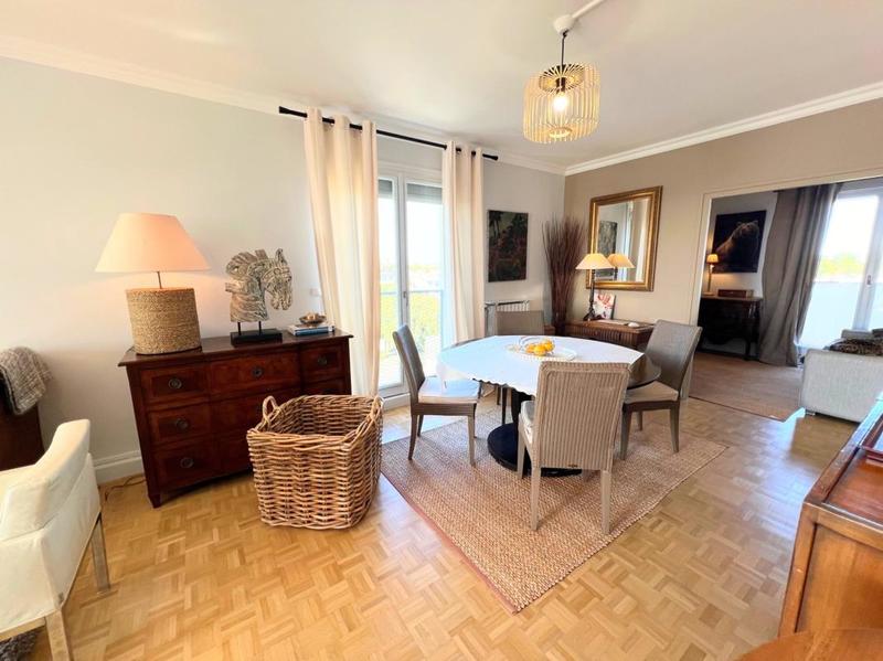 Appartement - 93 m² - 4 pièces