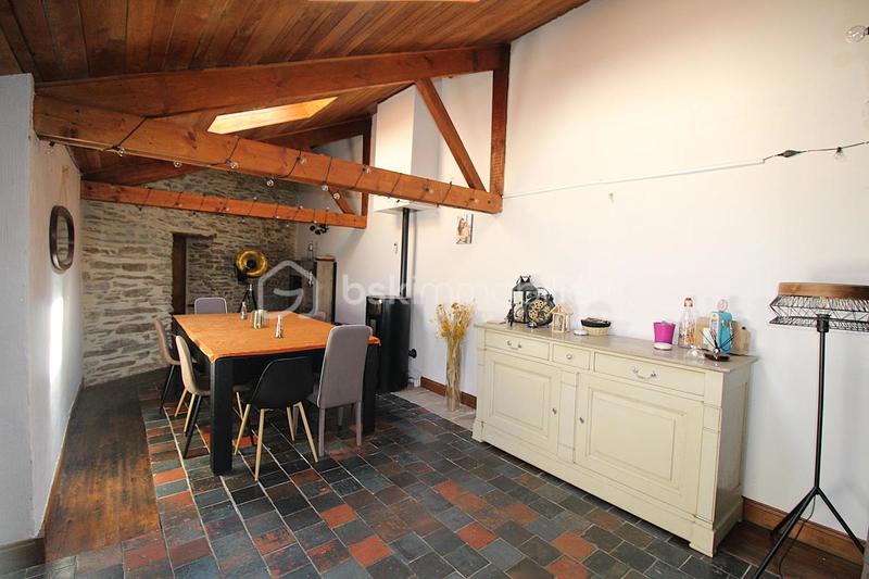 Maison en pierre - 193 m² - 7 pièces