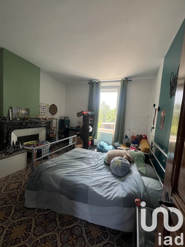 Maison - 260 m² - 9 pièces