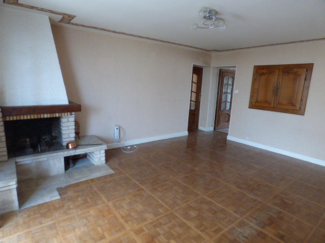 Maison - 185 m² - 7 pièces