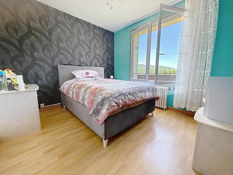 Appartement - 72 m² - 4 pièces