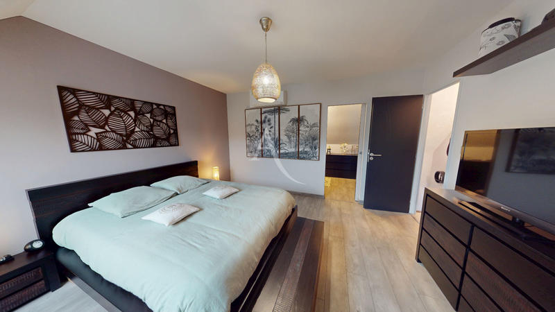 Maison - 151 m² - 5 pièces