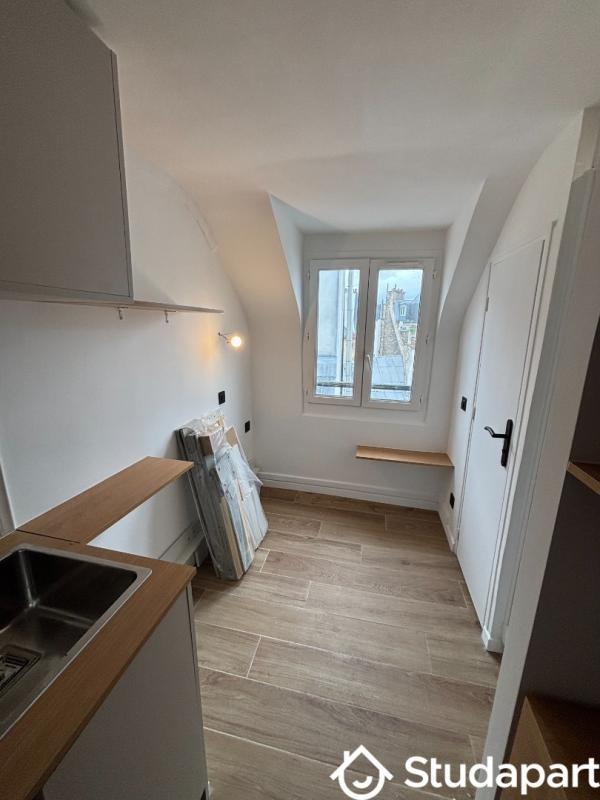 Chambre - 10 m² - 1 pièce