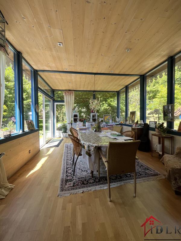 Propriété - 330 m² - 20 pièces