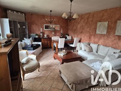 Maison - 99 m² - 4 pièces