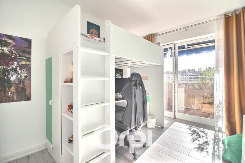 Appartement - 91 m² - 4 pièces