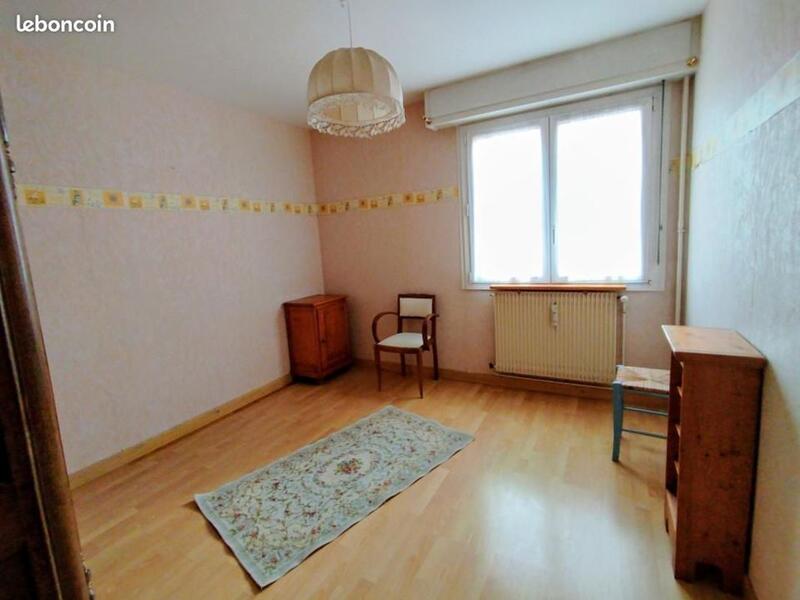 Appartement - 96 m² - 5 pièces