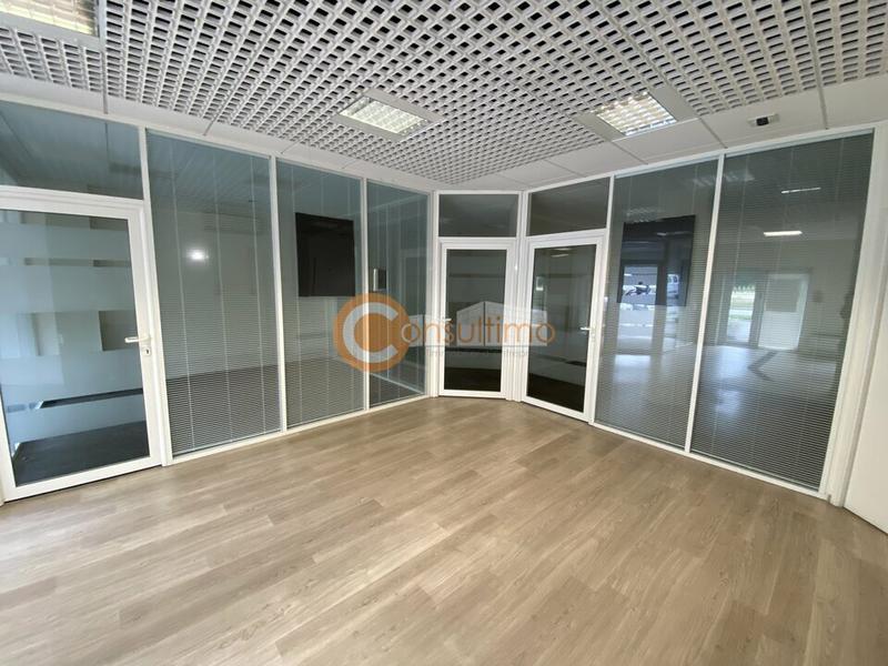 Bureau - 190 m²