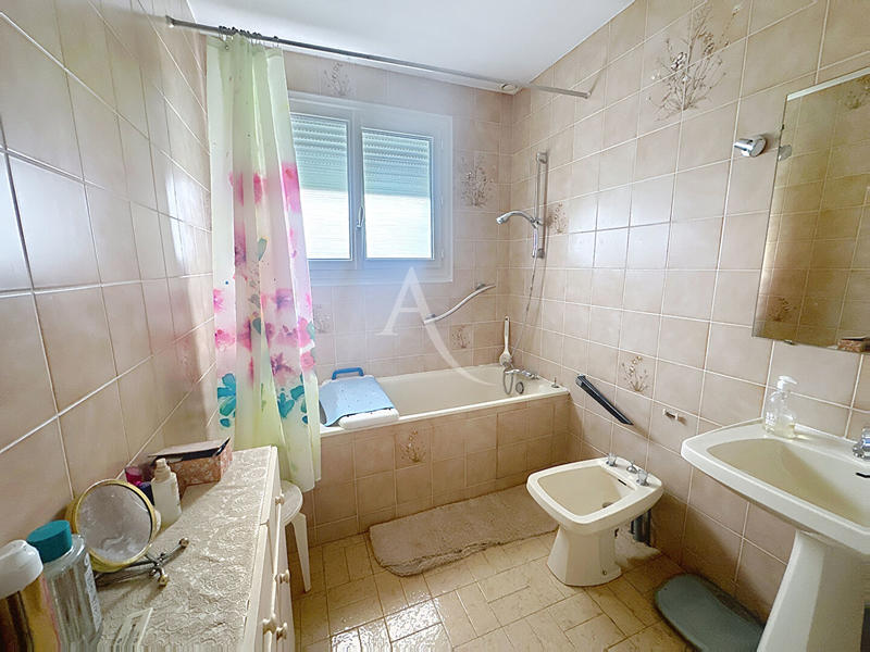 Maison - 86 m² - 4 pièces