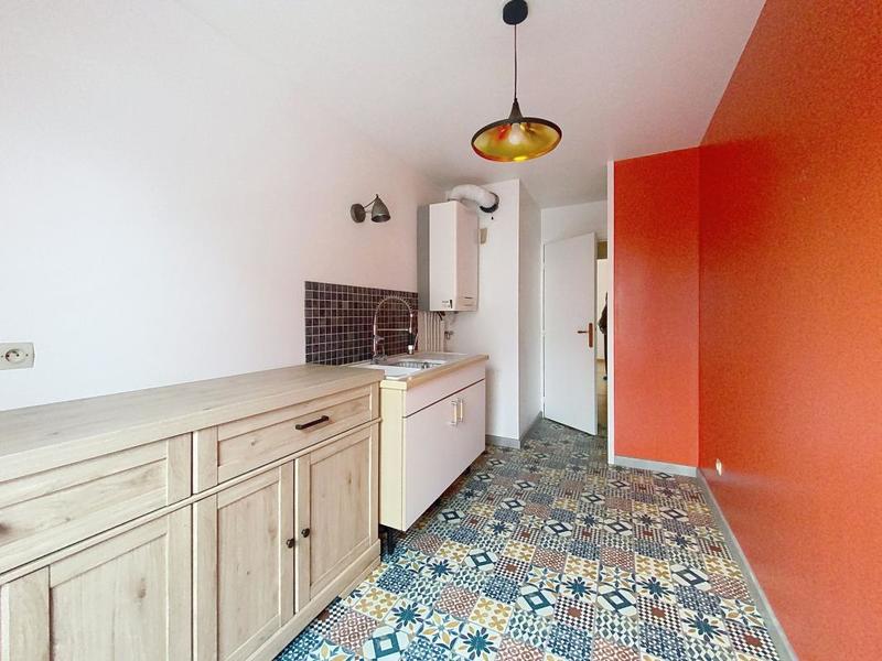 Appartement - 83 m² - 4 pièces