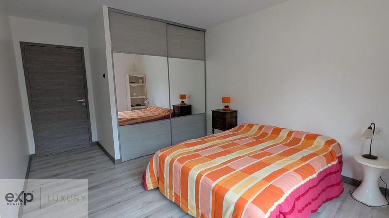 Maison - 180 m² - 6 pièces