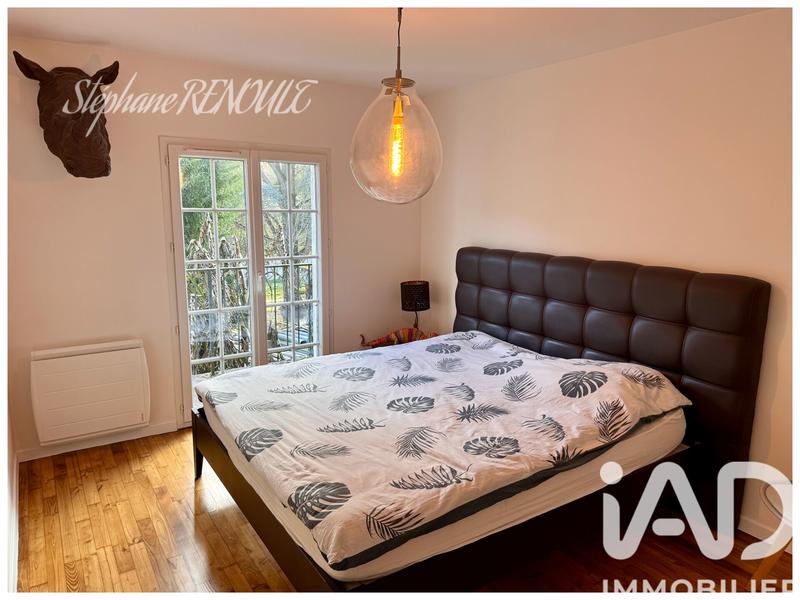 Maison - 218 m² - 6 pièces