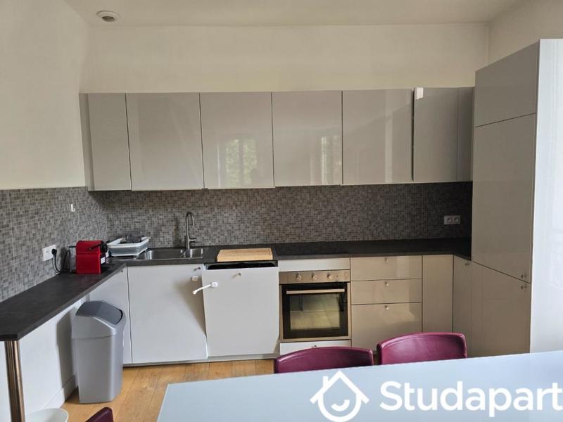 Appartement - 87 m² - 4 pièces