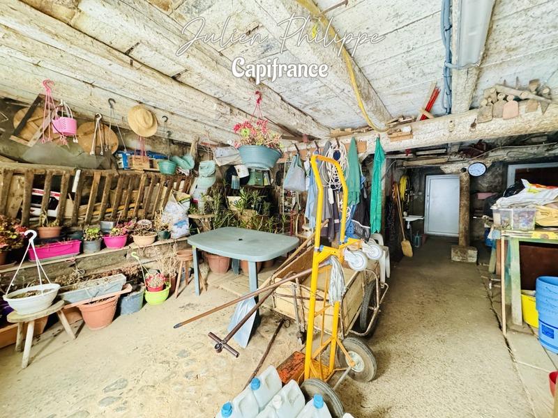 Maison - 96 m² - 5 pièces