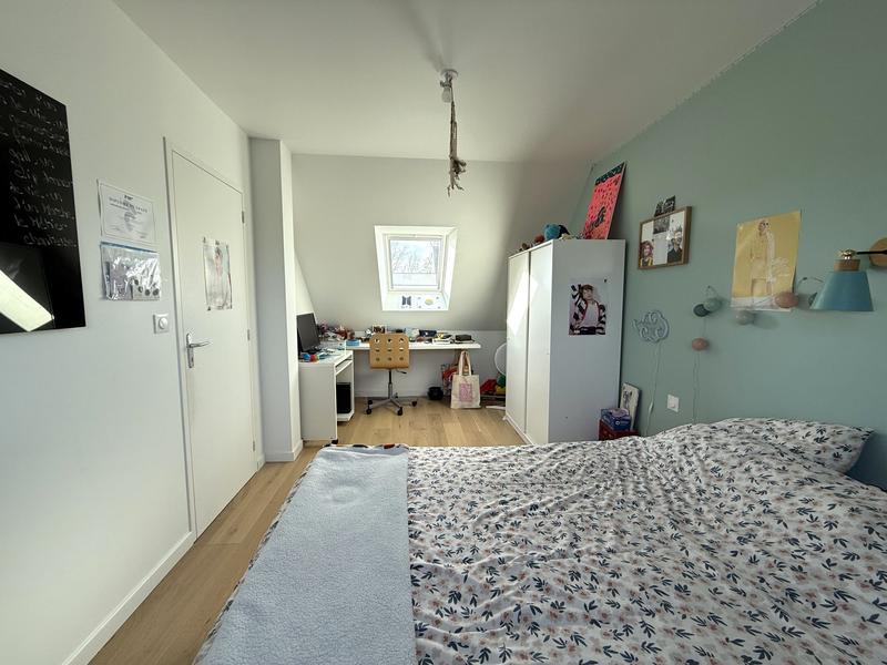 Maison contemporaine - 99 m² - 5 pièces