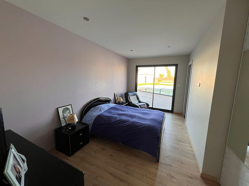 Maison - 167 m² - 6 pièces