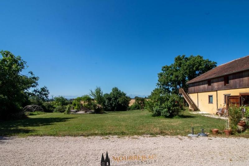 Demeure - 765 m² - 22 pièces