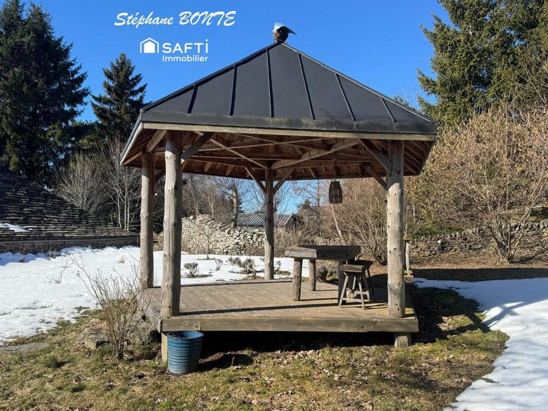 Maison - 110 m² - 3 pièces