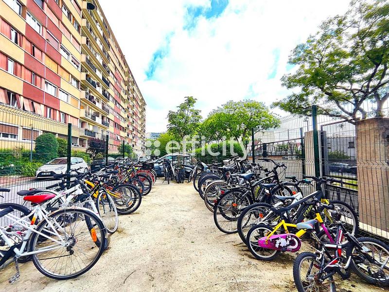 Appartement - 65 m² - 4 pièces