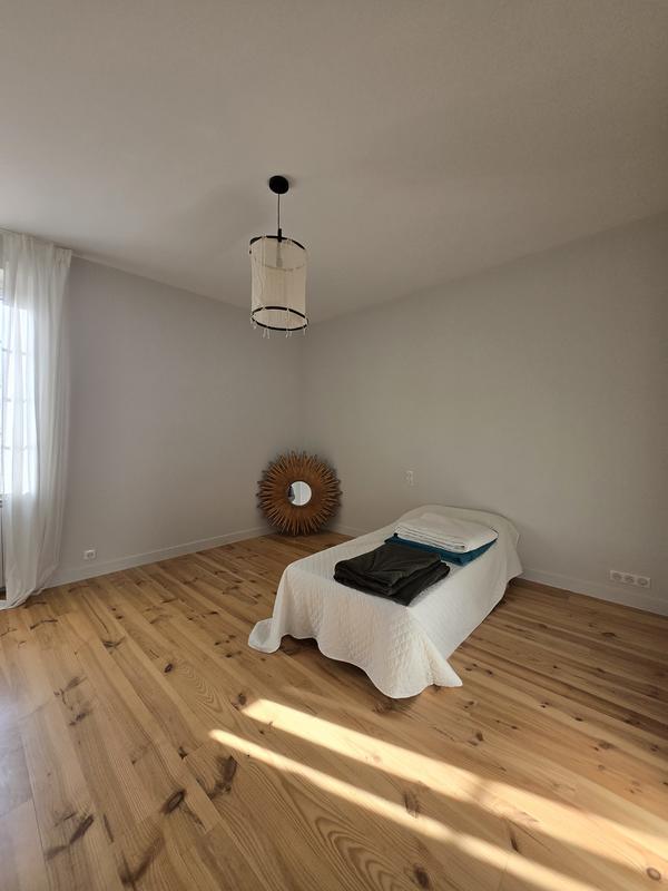 Maison traditionnelle - 237 m² - 6 pièces