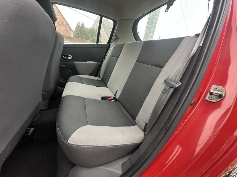 Renault Clio 1.2 16v 75 Expression