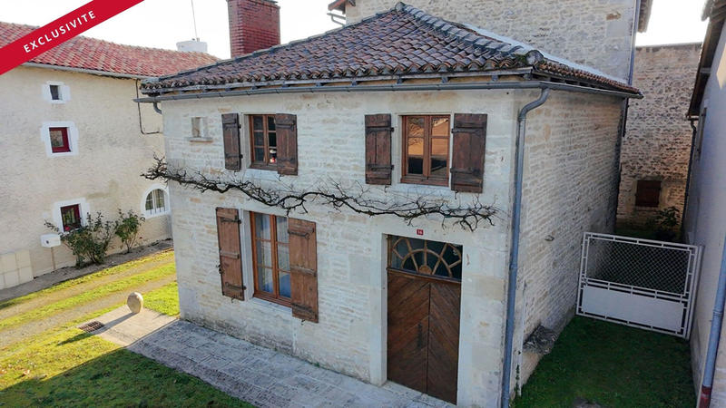 Maison - 256 m² - 5 pièces